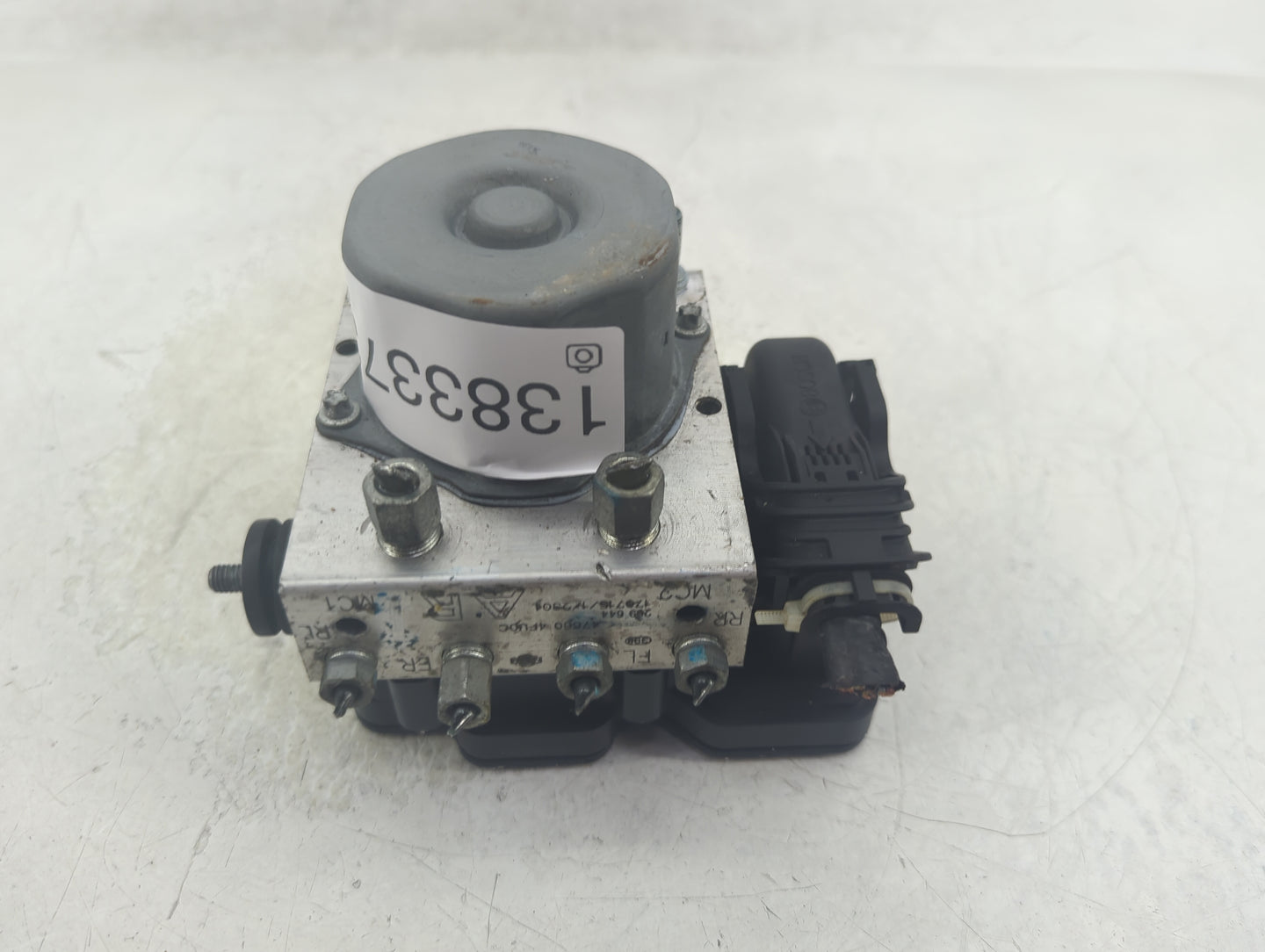 2016-2018 Nissan Sentra ABS Pump Control Module Replacement P/N:269 644 47660 4FU0C Fits Fits 2016 2017 2018 OEM Used Auto P
