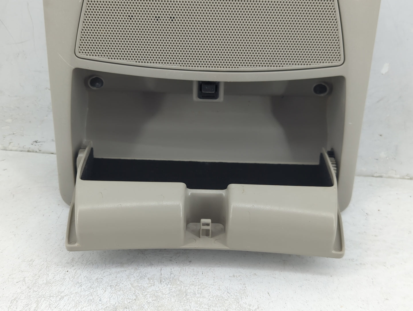 2017 Nissan Sentra Overhead Roof Console - Oemusedautoparts1.com