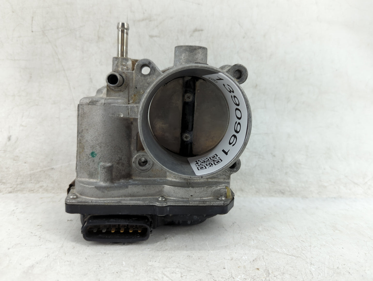 2013-2019 Nissan Sentra Throttle Body P/N:3RA60-01 Fits Fits 2013 2014 2015 2016 2017 2018 2019 OEM Used Auto Parts - Oemuse