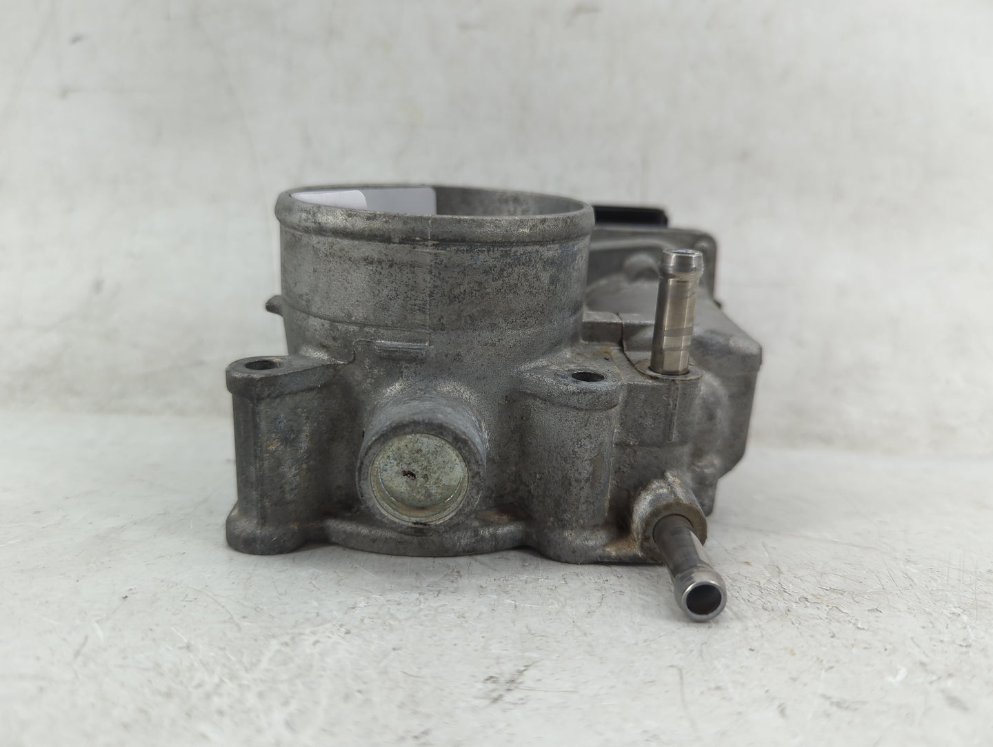 2013-2019 Nissan Sentra Throttle Body P/N:3RA60-01 Fits Fits 2013 2014 2015 2016 2017 2018 2019 OEM Used Auto Parts - Oemuse