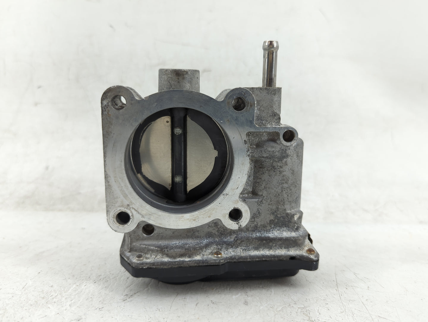 2013-2019 Nissan Sentra Throttle Body P/N:3RA60-01 Fits Fits 2013 2014 2015 2016 2017 2018 2019 OEM Used Auto Parts - Oemuse