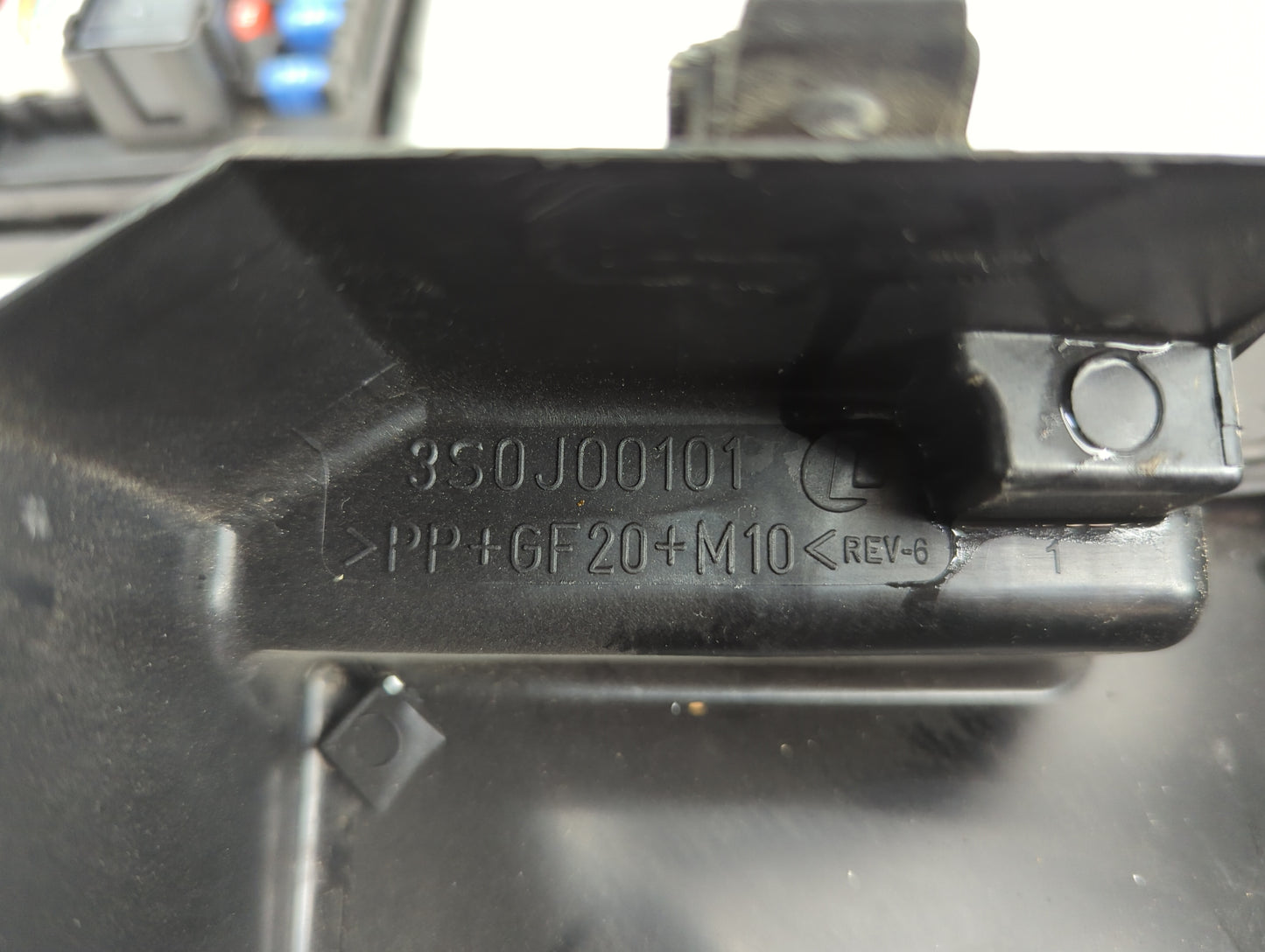 2013-2019 Nissan Sentra Fusebox Fuse Box Panel Relay Module P/N:3S0J00101 284B7 3RA3E Fits Fits 2013 2014 2015 2016 2017 201