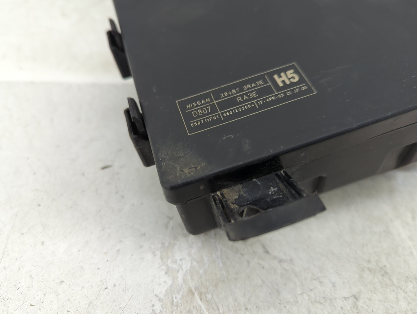 2013-2019 Nissan Sentra Fusebox Fuse Box Panel Relay Module P/N:284B7 3RA3E Fits Fits 2013 2014 2015 2016 2017 2018 2019 OEM