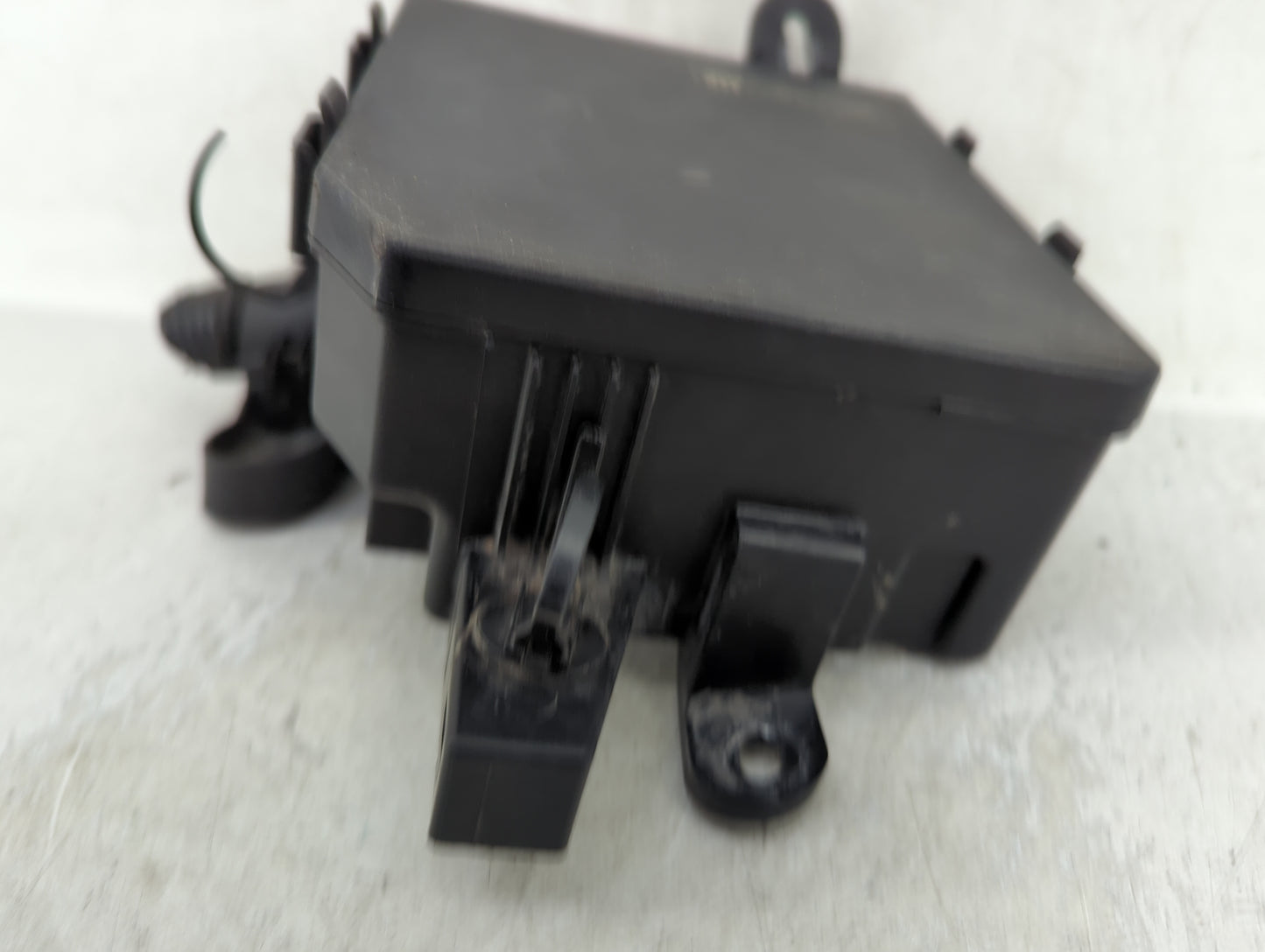 2013-2019 Nissan Sentra Fusebox Fuse Box Panel Relay Module P/N:284B7 3RA3E Fits Fits 2013 2014 2015 2016 2017 2018 2019 OEM