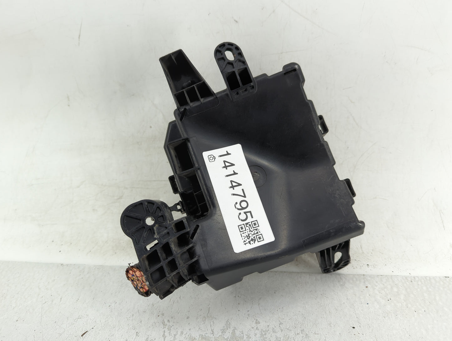 2013-2019 Nissan Sentra Fusebox Fuse Box Panel Relay Module P/N:284B7 3RA3E Fits Fits 2013 2014 2015 2016 2017 2018 2019 OEM