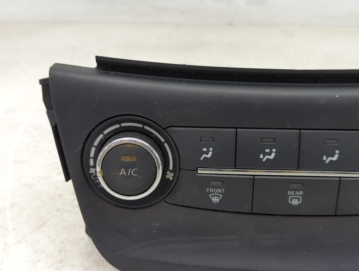 2017-2019 Nissan Sentra Climate Control Module Temperature AC/Heater Replacement Fits Fits 2017 2018 2019 OEM Used Auto Part