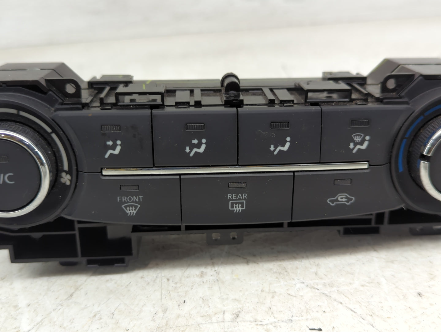 2015-2017 Nissan Sentra Climate Control Module Temperature AC/Heater Replacement Fits Fits 2015 2016 2017 OEM Used Auto Part