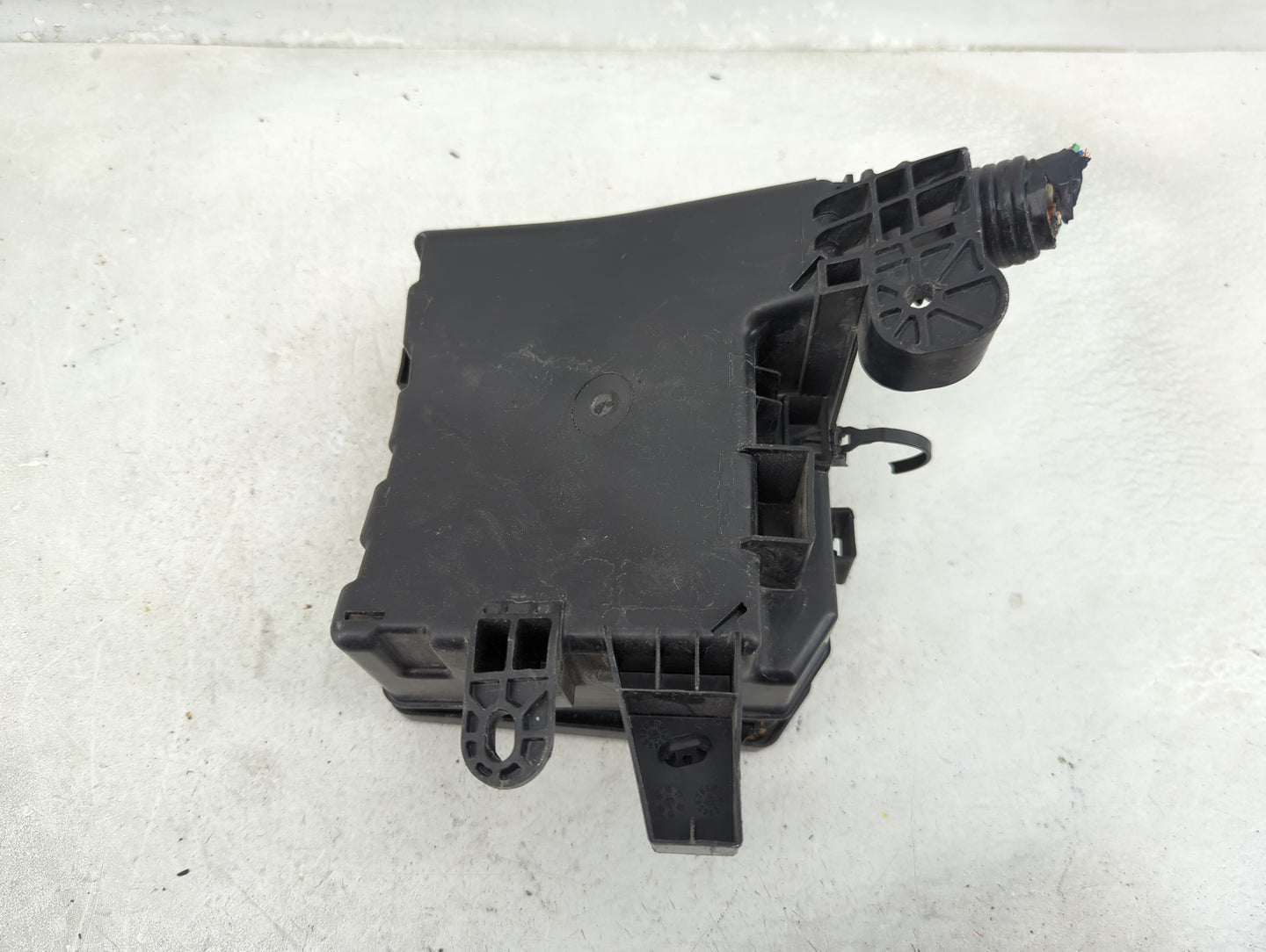 2013-2019 Nissan Sentra Fusebox Fuse Box Panel Relay Module P/N:284B7 3RA3E 284B73RA3E Fits OEM Used Auto Parts - Oemusedaut