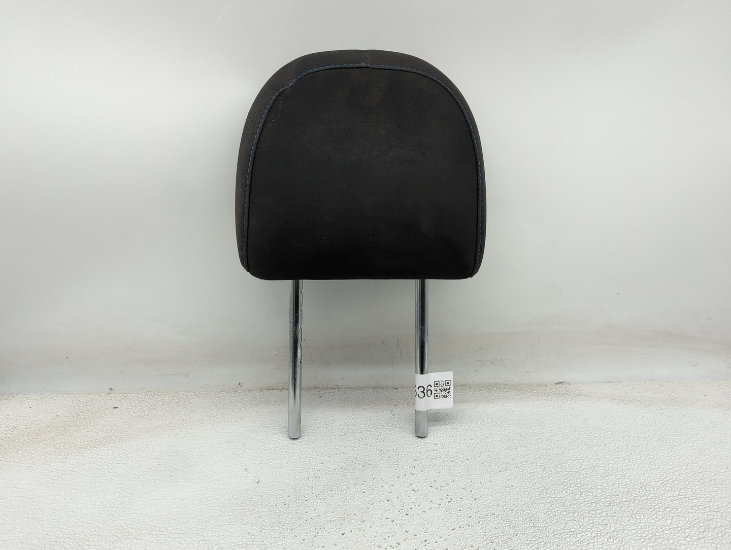 2016-2017 Nissan Sentra Headrest Head Rest Front Driver Passenger Seat Fits Fits 2016 2017 OEM Used Auto Parts - Oemusedauto