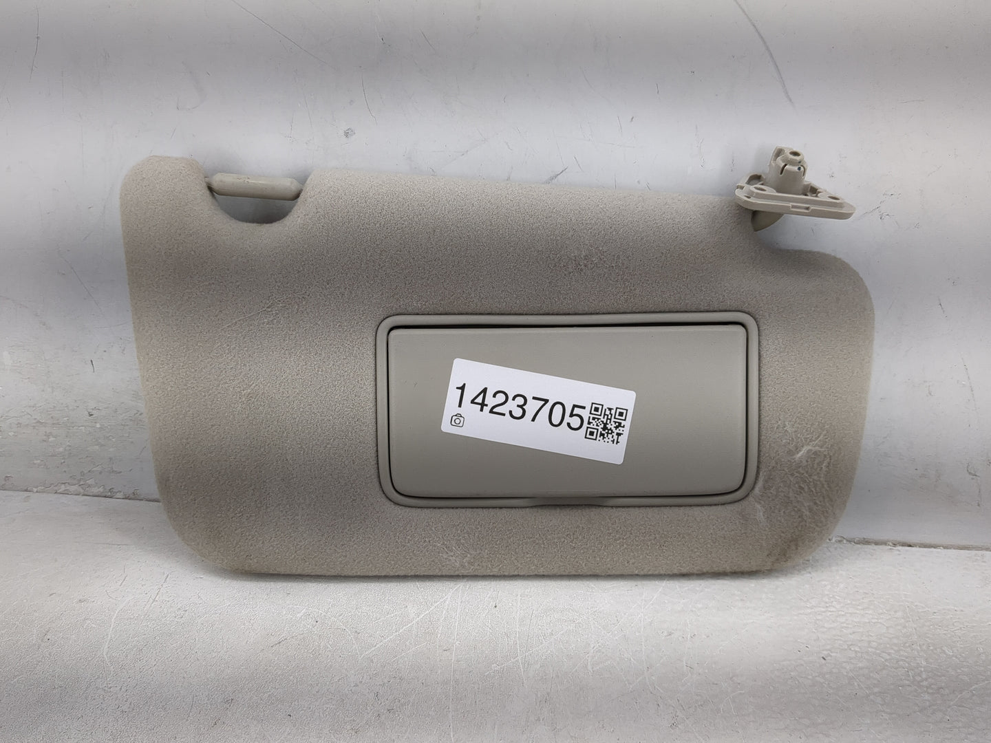 2013-2019 Nissan Sentra Sun Visor Shade Replacement Passenger Right Mirror Fits Fits 2012 2013 2014 2015 2016 2017 2018 2019