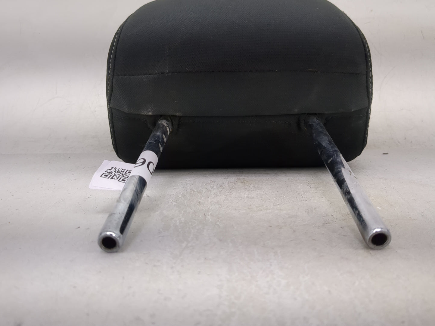 2017-2019 Nissan Sentra Headrest Head Rest Front Driver Passenger Seat - Oemusedautoparts1.com