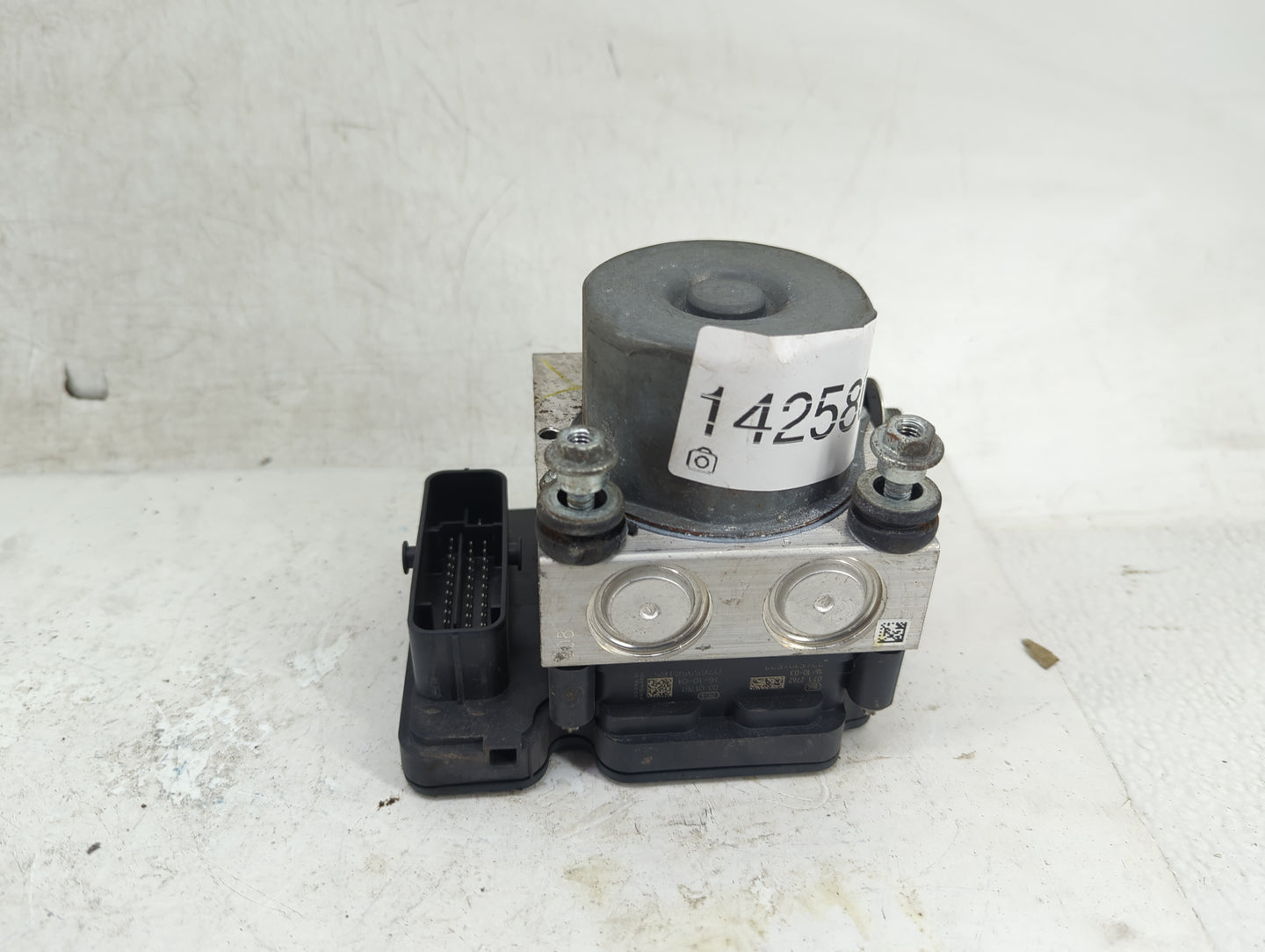 2016-2019 Nissan Sentra ABS Pump Control Module Replacement P/N:47660 4FU0C 269614, 16102271/1939 Fits Fits 2016 2017 2018 2