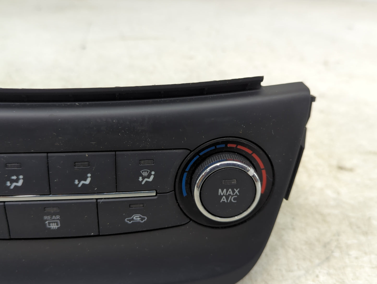 2017-2019 Nissan Sentra Climate Control Module Temperature AC/Heater Replacement Fits Fits 2017 2018 2019 OEM Used Auto Part