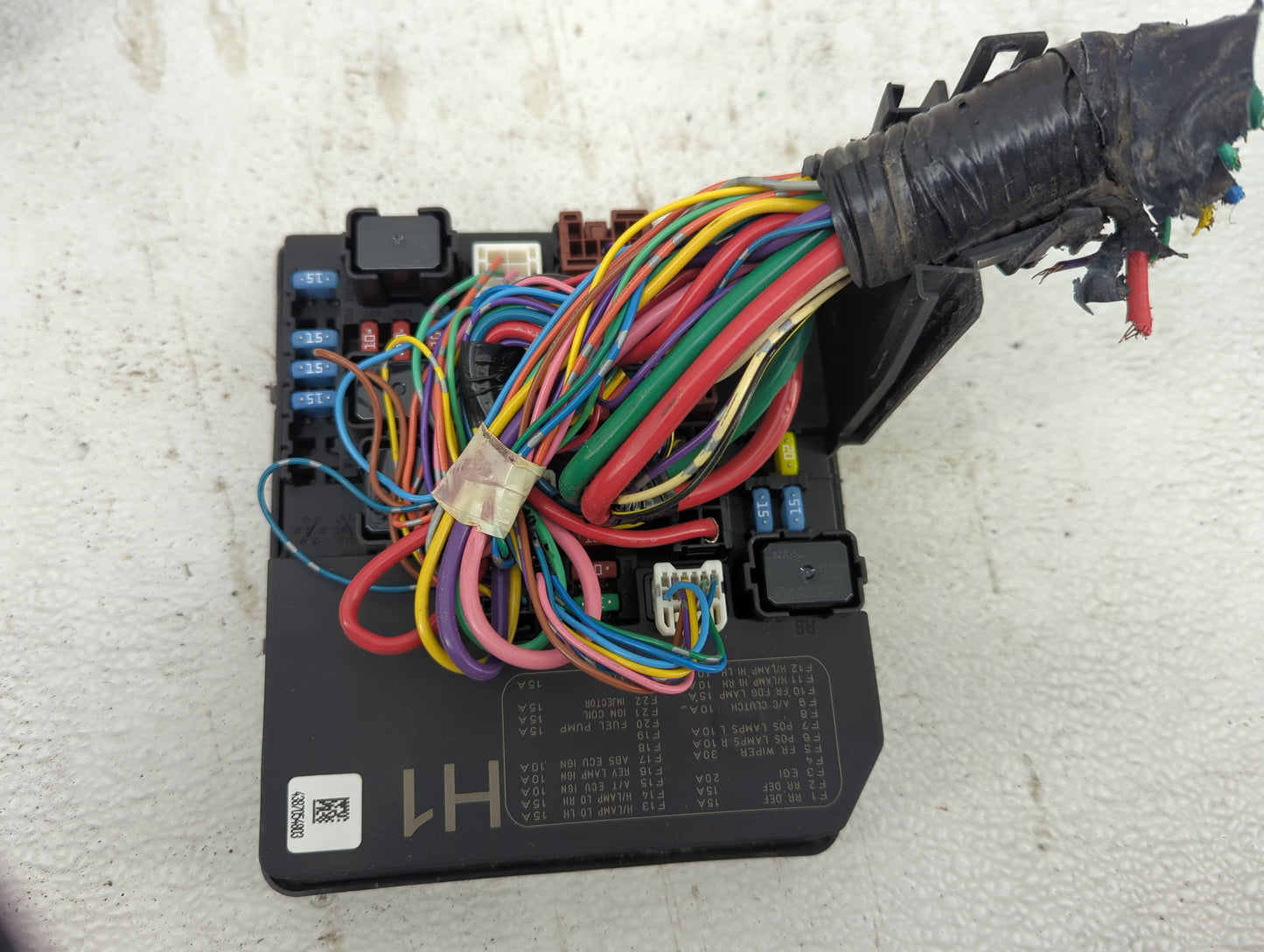 2013-2019 Nissan Sentra Fusebox Fuse Box Panel Relay Module P/N:284B7 3RA1A 284B7 3RA3E Fits OEM Used Auto Parts - Oemusedau