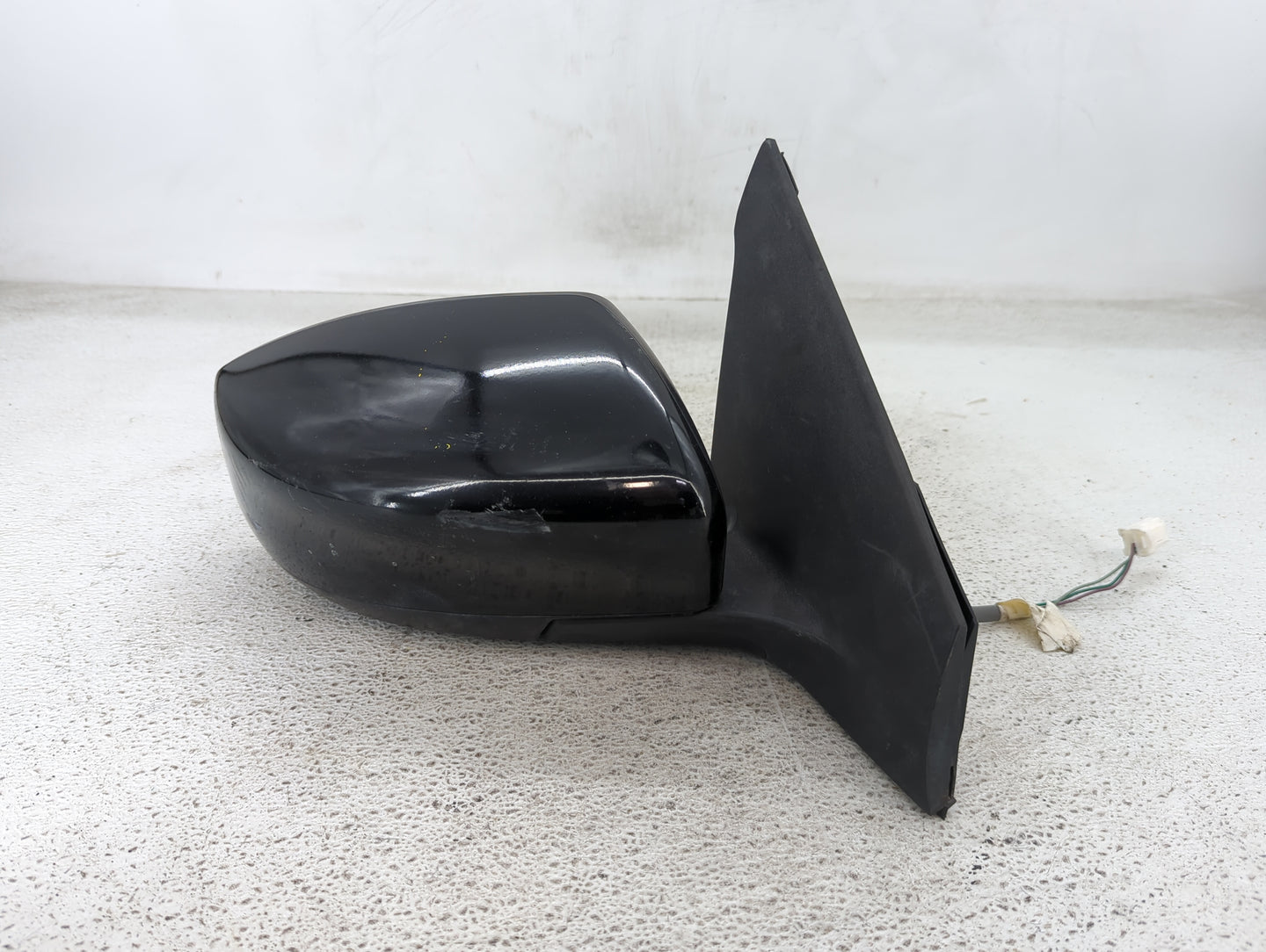 2016-2019 Nissan Sentra Passenger Side View Mirror - Right Door Mirror OEM Used - Oemusedautoparts1.com