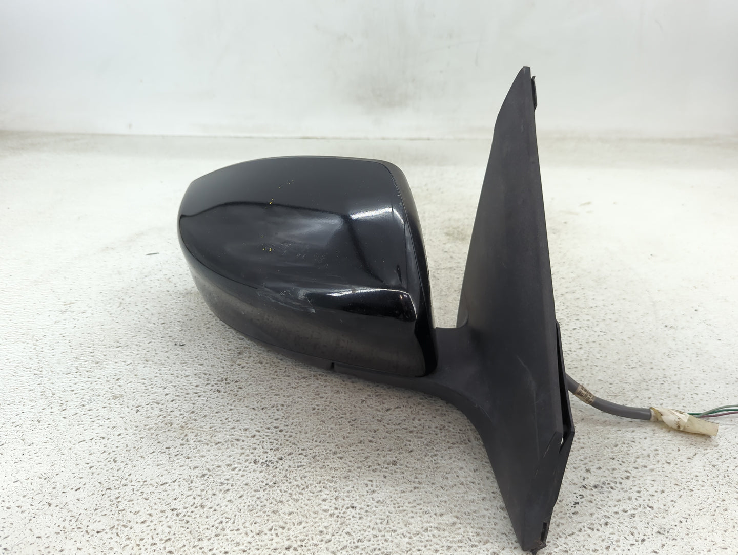 2016-2019 Nissan Sentra Passenger Side View Mirror - Right Door Mirror OEM Used - Oemusedautoparts1.com