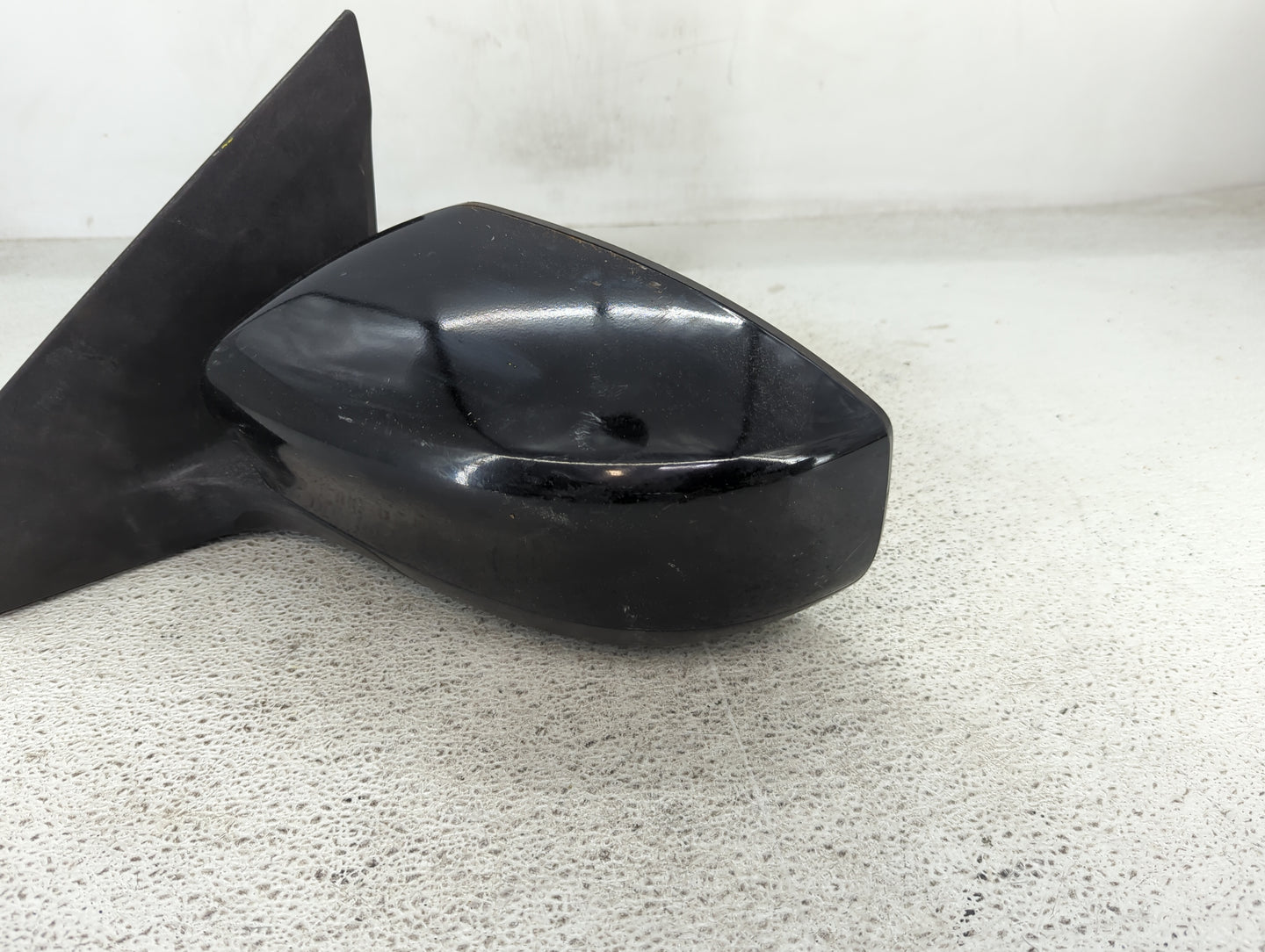 2016-2019 Nissan Sentra Driver Side View Mirror - Left Door Mirror OEM Used - Oemusedautoparts1.com