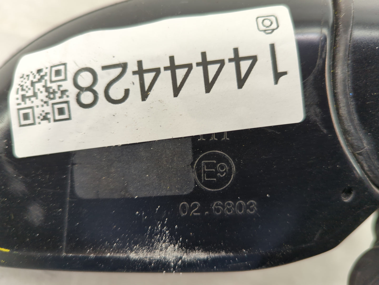 2016-2019 Nissan Sentra Passenger Side View Mirror - Right Door Mirror OEM Used - Oemusedautoparts1.com