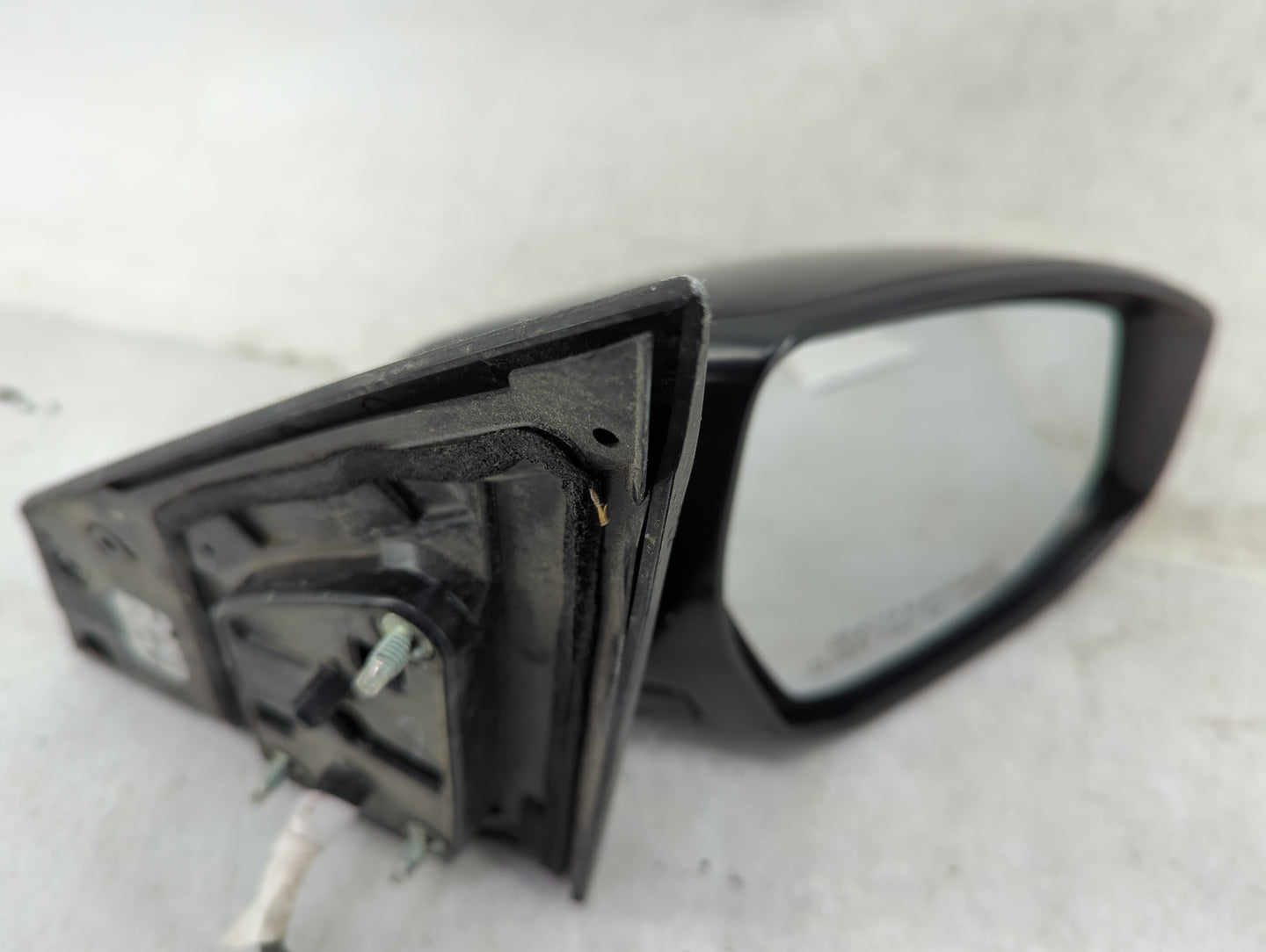 2016-2019 Nissan Sentra Passenger Side View Mirror - Right Door Mirror OEM Used - Oemusedautoparts1.com