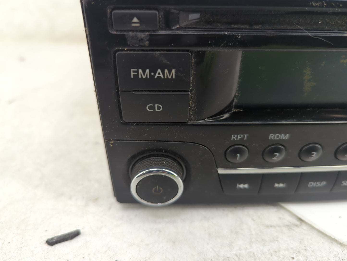 2017-2019 Nissan Sentra Radio AM FM Cd Player Receiver Replacement P/N:28185 9MC1A Fits Fits 2017 2018 2019 OEM Used Auto Pa