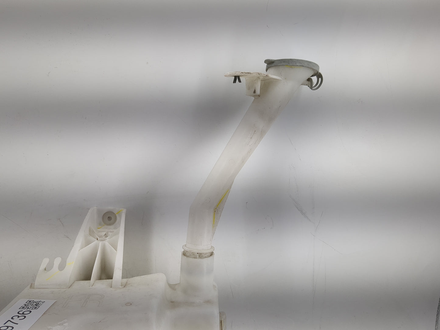 2017-2017 Nissan Sentra Windshield Washer Fluid Reservoir Bottle Oem - Oemusedautoparts1.com