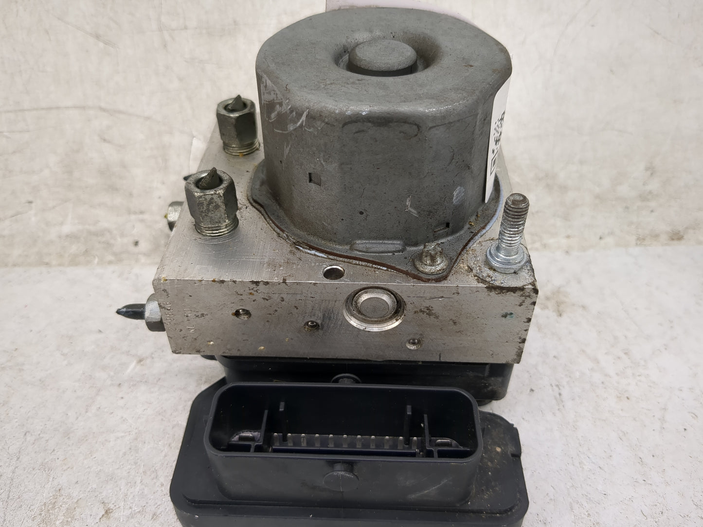 2016-2018 Nissan Sentra ABS Pump Control Module Replacement P/N:476604FU0C 0265956165, 0265256527 Fits Fits 2016 2017 2018 O