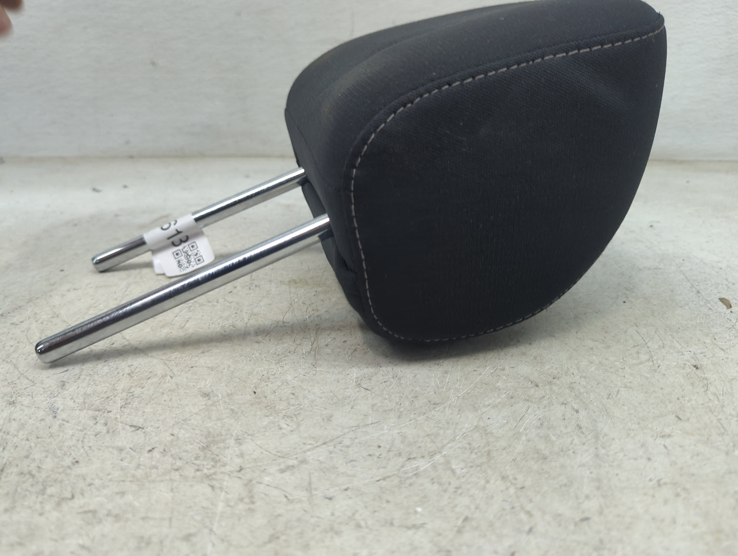 2017 Nissan Sentra Headrest Head Rest Front Driver Seat Black 1472613 - Oemusedautoparts1.com