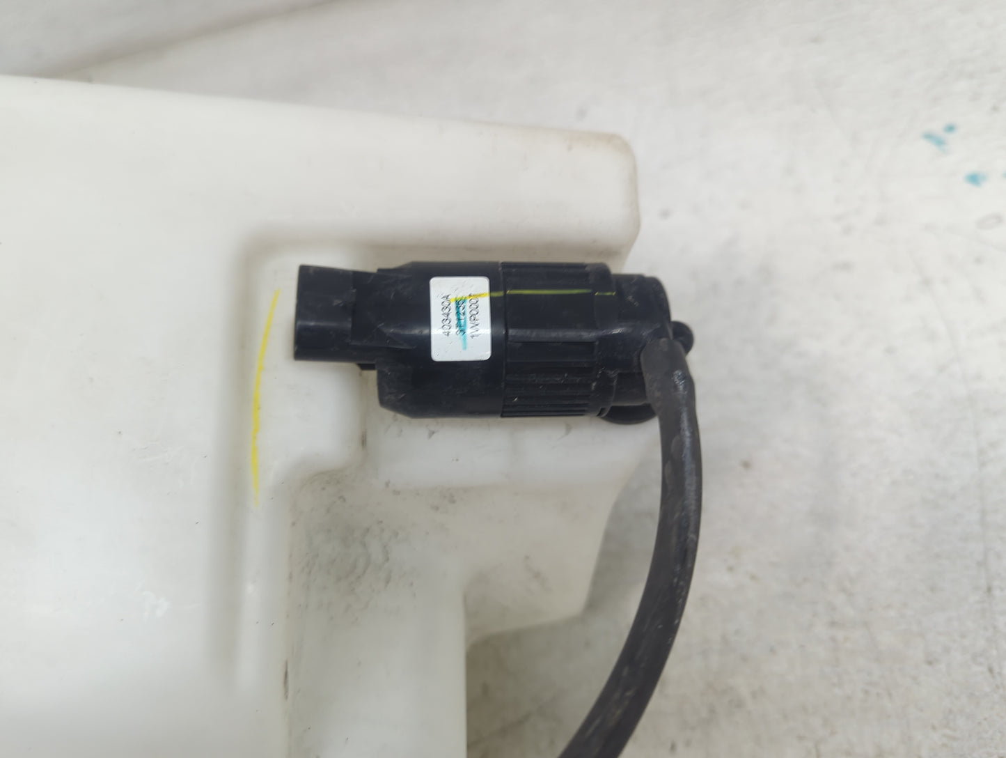 2016-2019 Nissan Sentra Windshield Washer Fluid Reservoir Bottle Oem 1473590 - Oemusedautoparts1.com