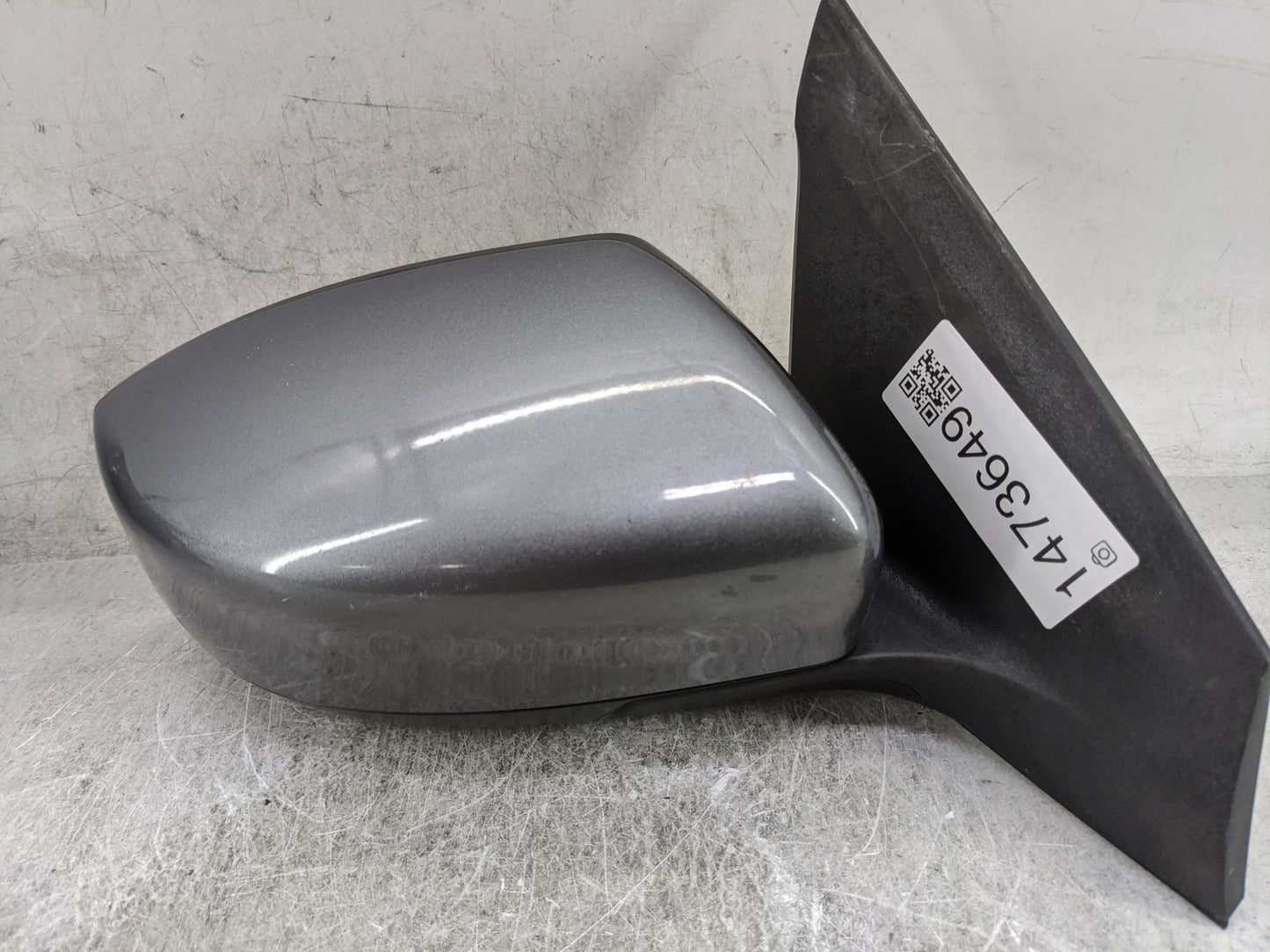 2016-2019 Nissan Sentra Passenger Side View Mirror - Right Door Mirror OEM Used - Oemusedautoparts1.com