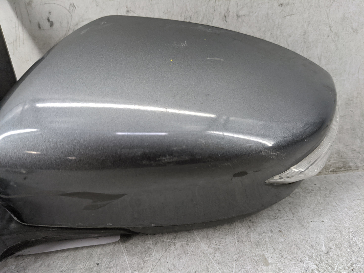 2016-2019 Nissan Sentra Driver Side View Mirror - Left Door Mirror OEM Used - Oemusedautoparts1.com