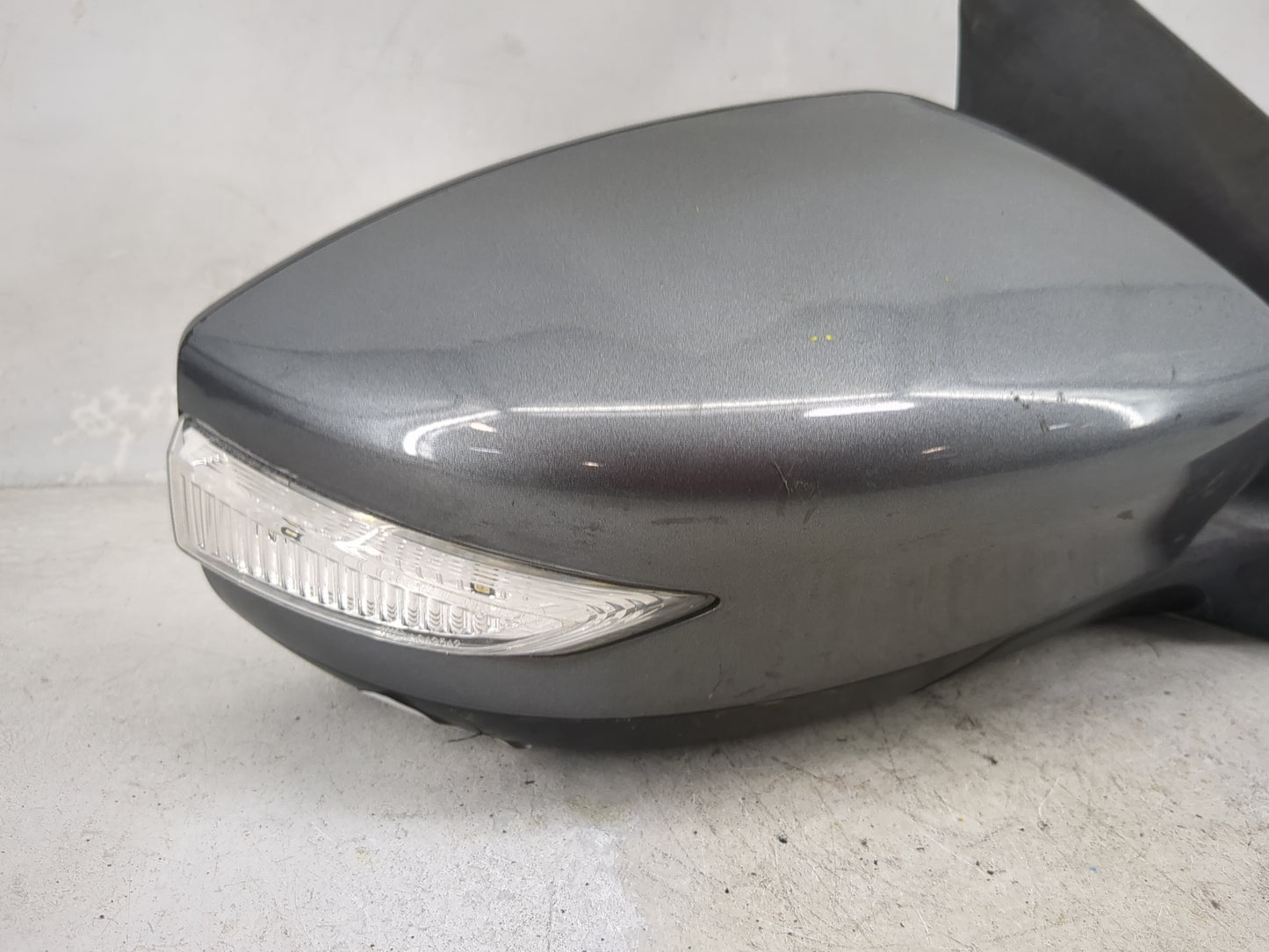2016-2019 Nissan Sentra Passenger Side View Mirror - Right Door Mirror OEM Used - Oemusedautoparts1.com