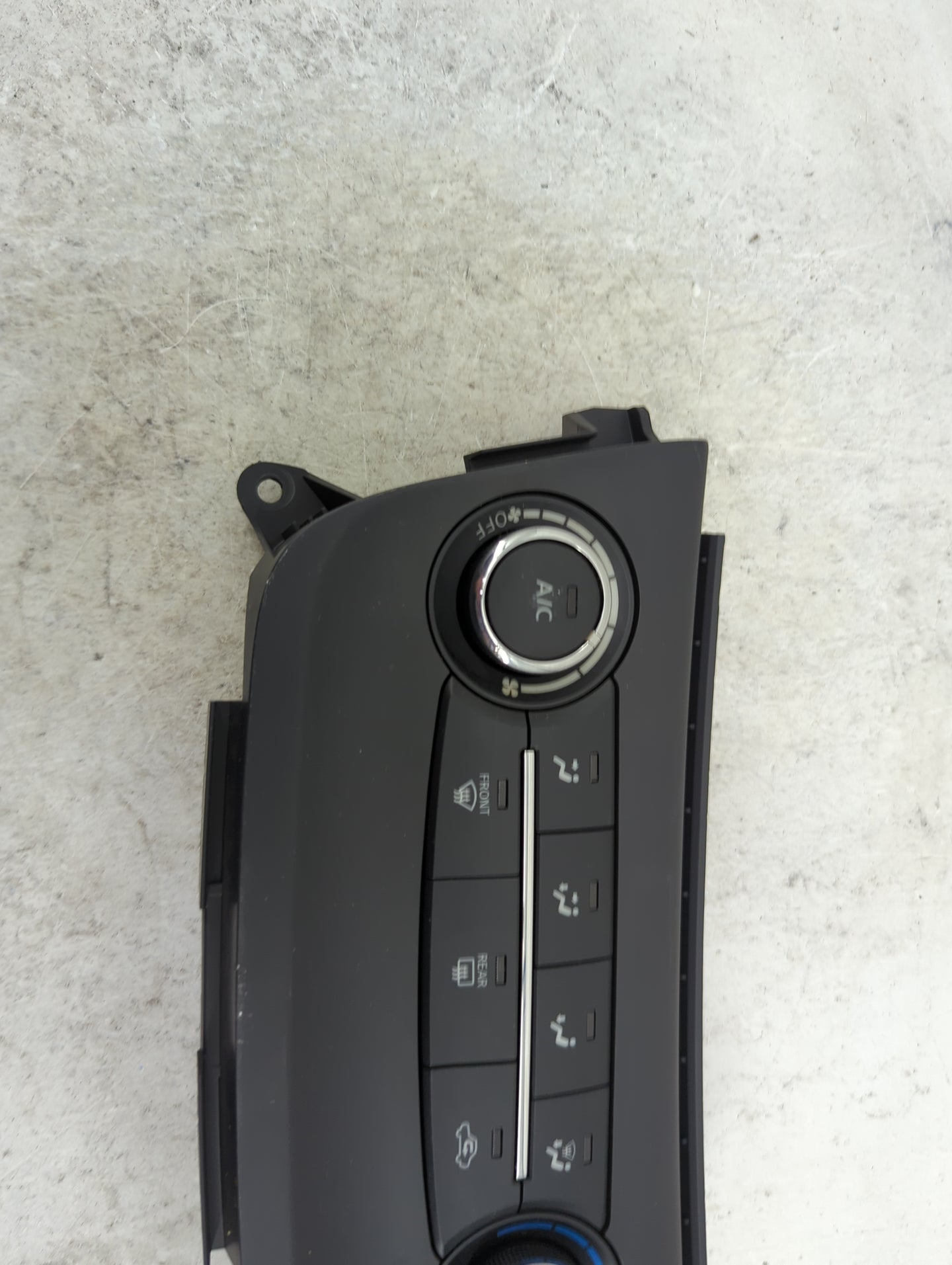 2017-2019 Nissan Sentra Climate Control Module Temperature AC/Heater Replacement P/N:27500-4AF2B Fits Fits 2017 2018 2019 OE