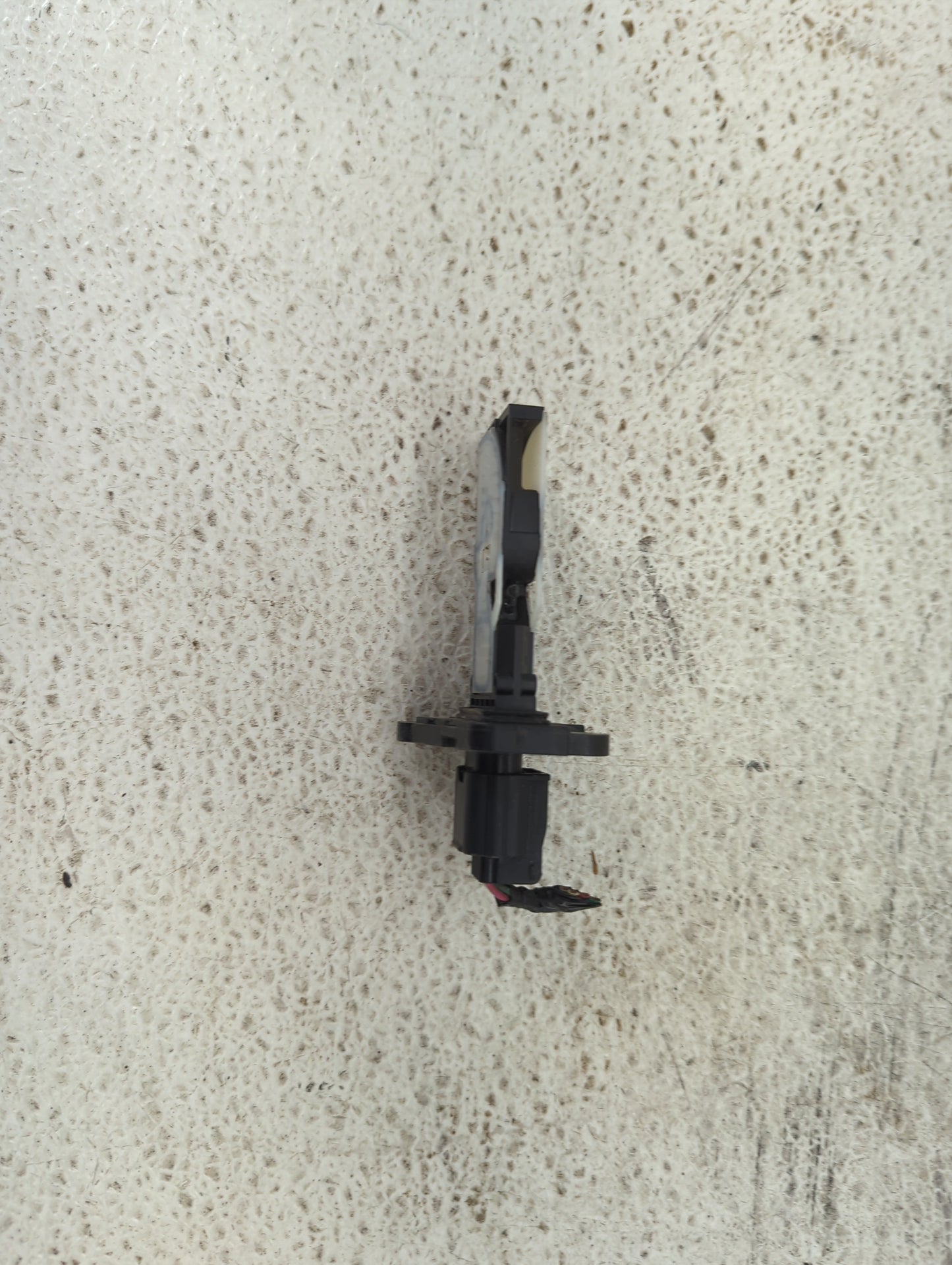 2016-2019 Nissan Sentra Mass Air Flow Meter Maf 1486172 - Oemusedautoparts1.com