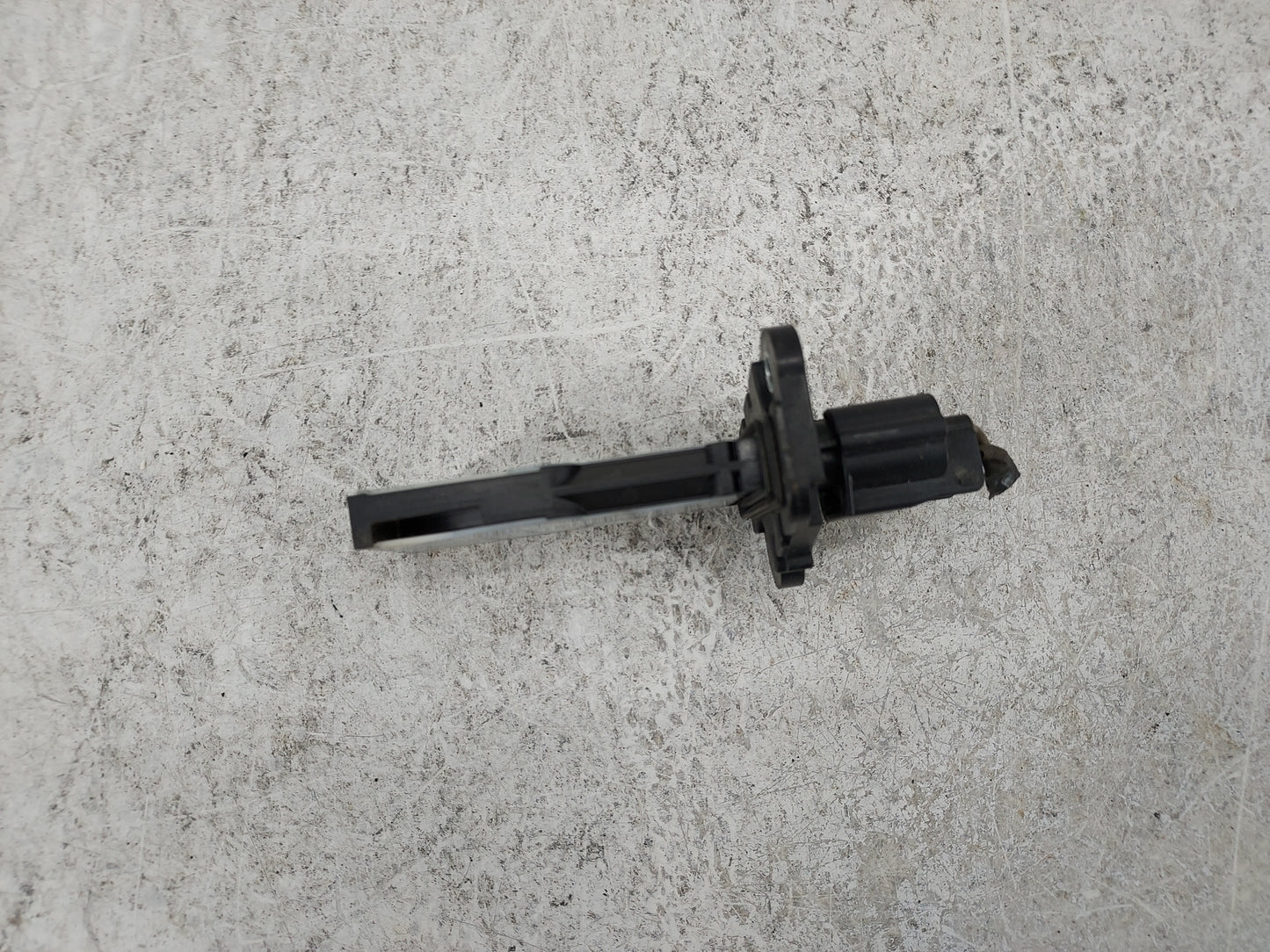 2016-2019 Nissan Sentra Mass Air Flow Meter Maf 1486251 - Oemusedautoparts1.com