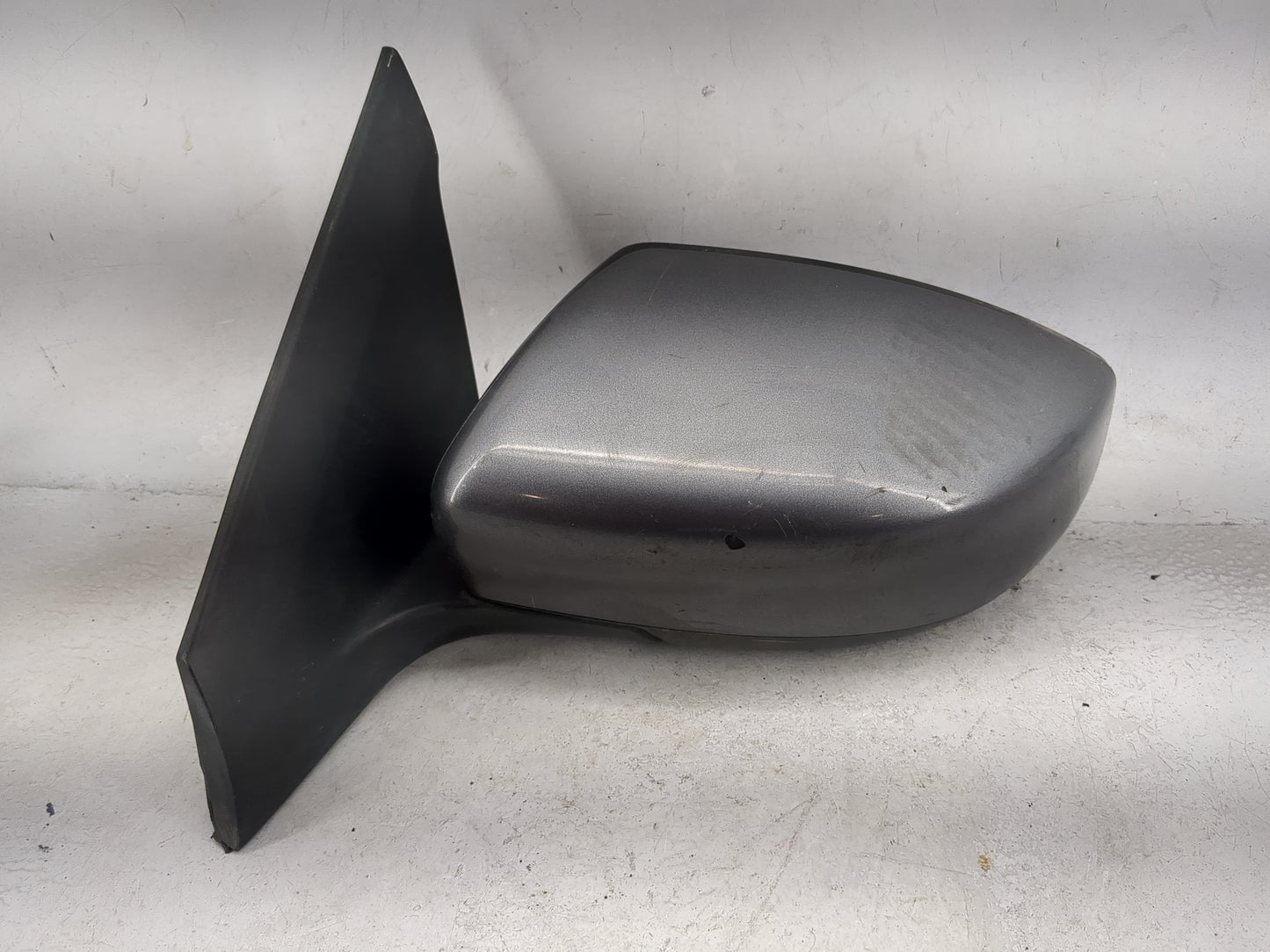 2016-2019 Nissan Sentra Driver Side View Mirror - Left Door Mirror OEM Used - Oemusedautoparts1.com