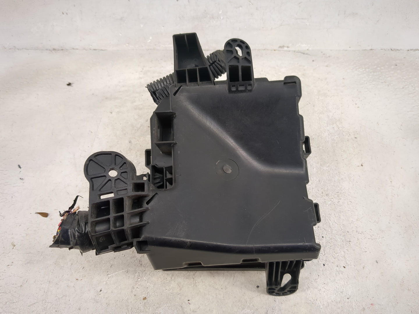 2013-2019 Nissan Sentra Fusebox Fuse Box Panel Relay Module P/N:284B7 3RA3E RA3E Fits Fits 2013 2014 2015 2016 2017 2018 201