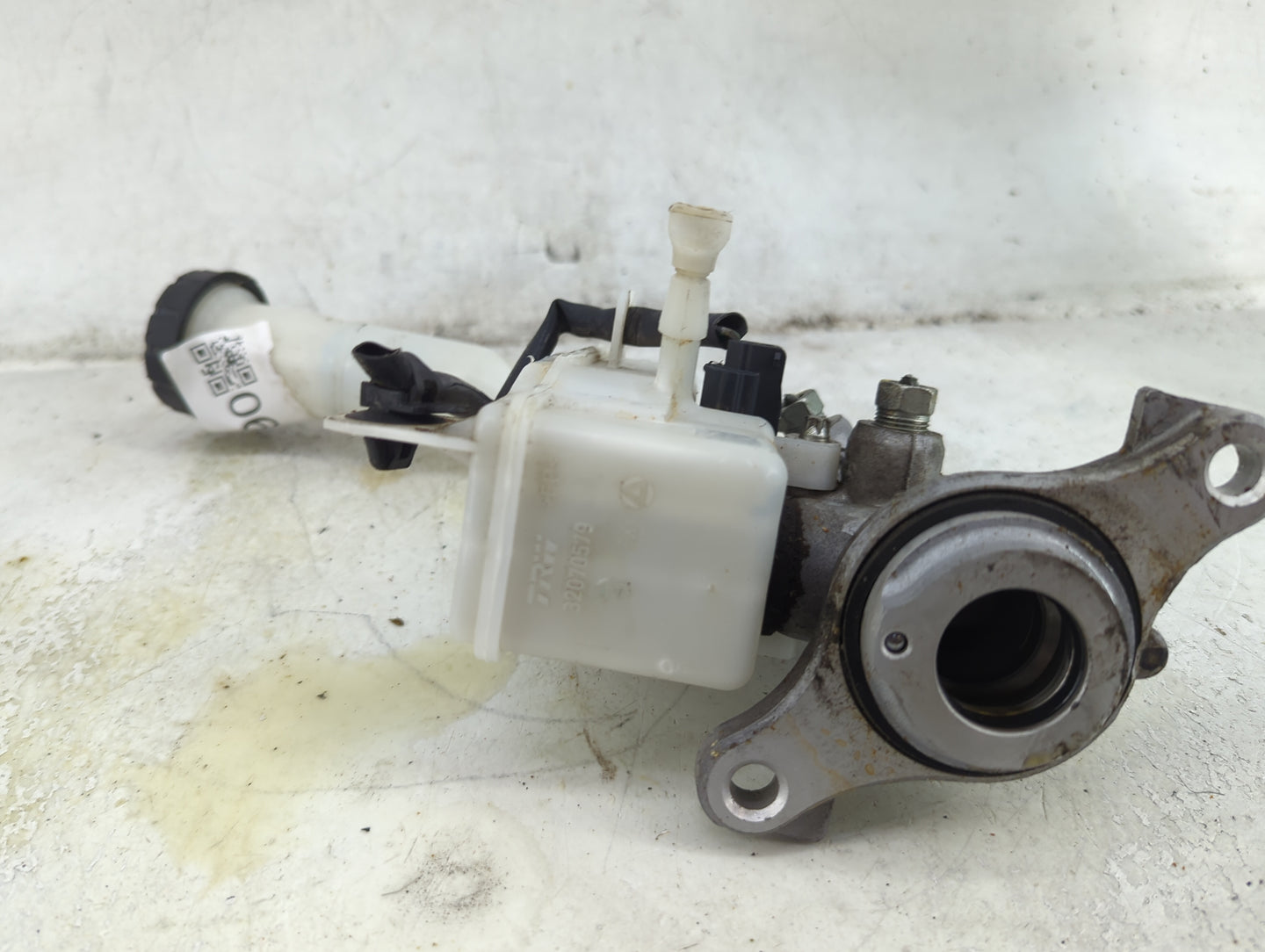 2013-2019 Nissan Sentra Brake Master Cylinder 1492390 - Oemusedautoparts1.com