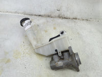 2013-2019 Nissan Sentra Brake Master Cylinder 1492390 - Oemusedautoparts1.com