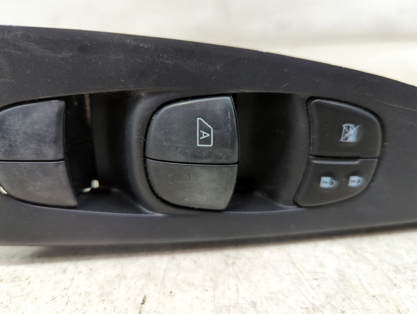 2013-2019 Nissan Sentra Master Power Window Switch Replacement Driver Side Left P/N:80961 3SG0A Fits OEM Used Auto Parts - O