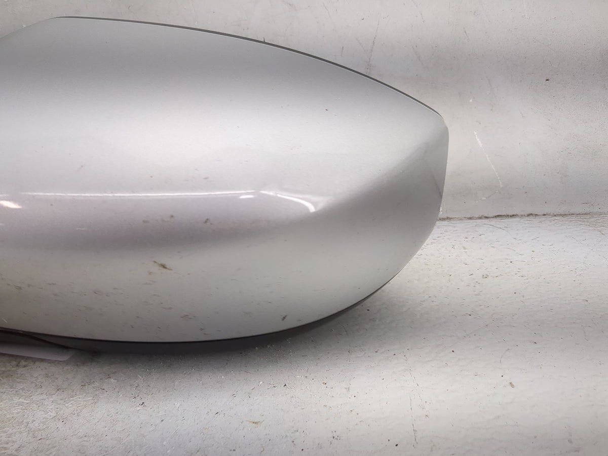 2016-2019 Nissan Sentra Driver Side View Mirror - Left Door Mirror OEM Used - Oemusedautoparts1.com