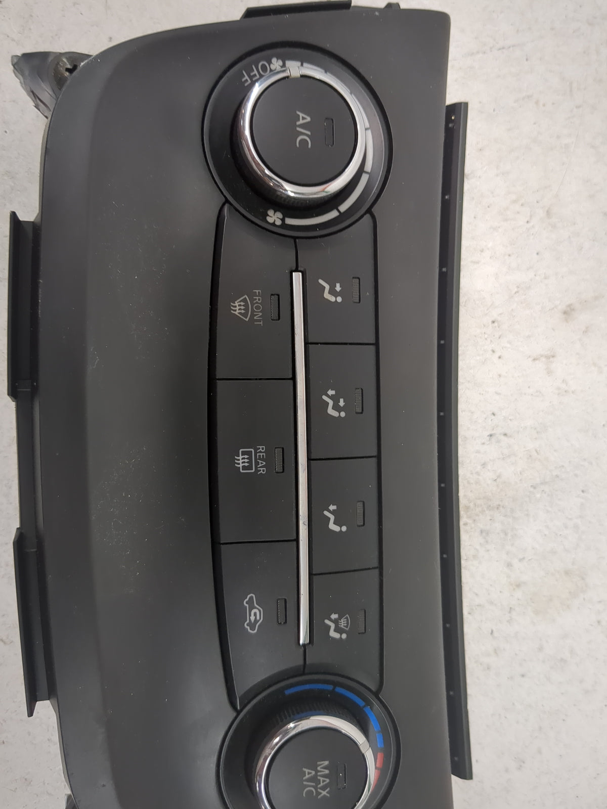2015-2017 Nissan Sentra Climate Control Module Temperature AC/Heater Replacement P/N:27S004AF2B 275004AF2B Fits OEM Used Aut