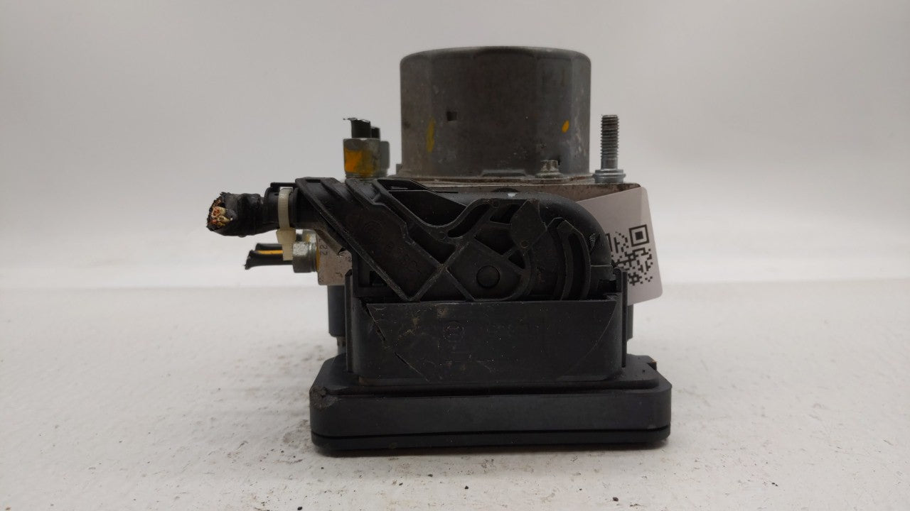 2016-2018 Nissan Sentra ABS Pump Control Module Replacement P/N:47660 5UD0C 47660 4FU0C Fits Fits 2016 2017 2018 OEM Used Au