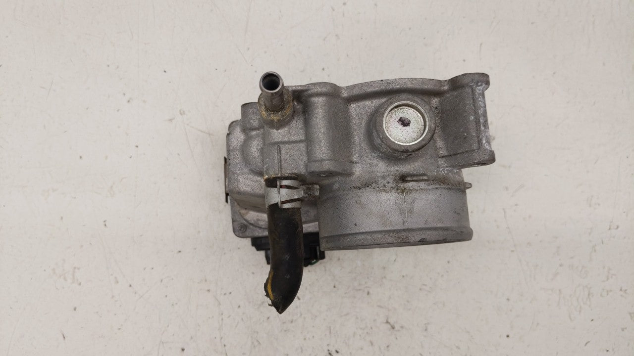 2013-2019 Nissan Sentra Throttle Body P/N:3RA60-01 E 3RA60-01 D, 3RA60-01 B Fits Fits 2013 2014 2015 2016 2017 2018 2019 OEM