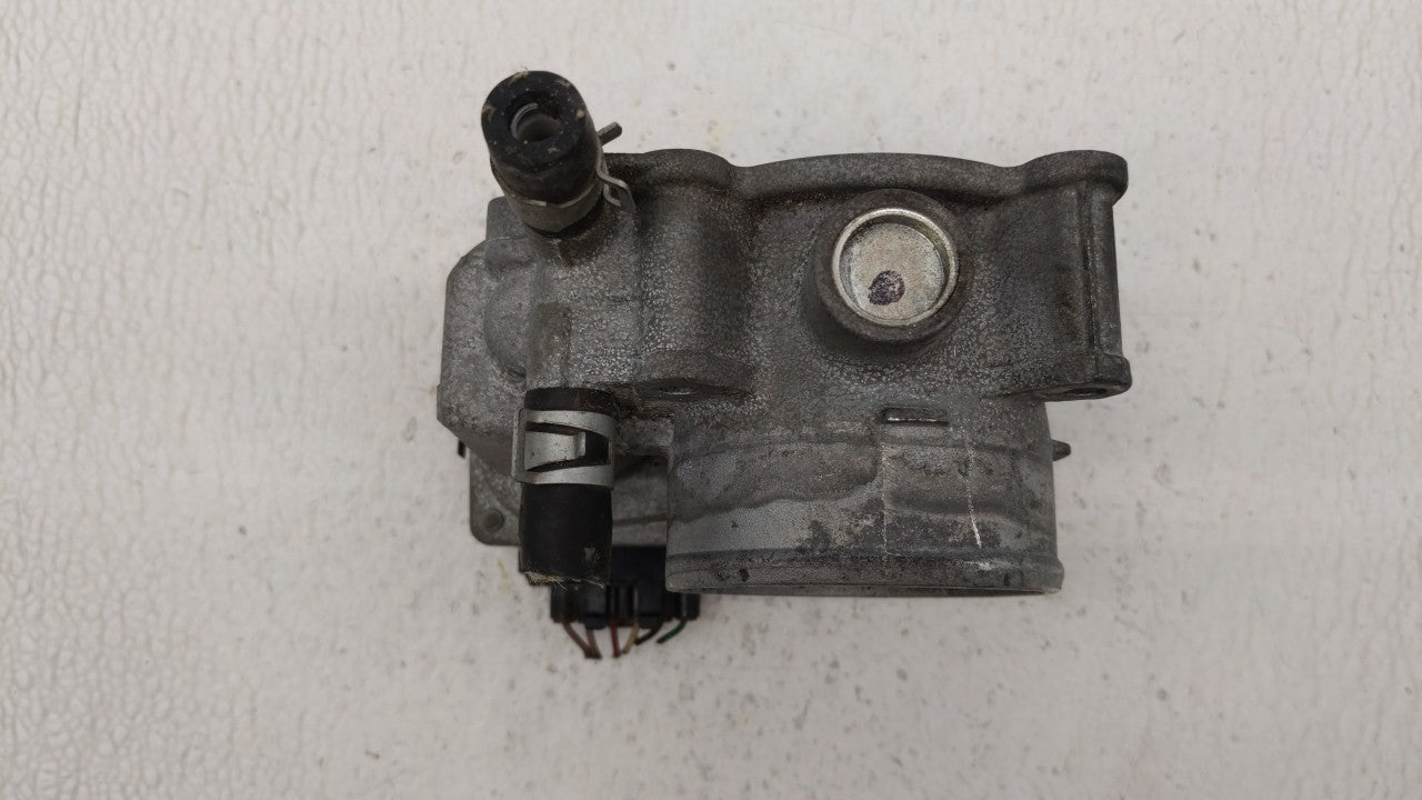 2013-2019 Nissan Sentra Throttle Body P/N:3RA60-01 C 3RA60-01 E, 3RA60-01 D Fits Fits 2013 2014 2015 2016 2017 2018 2019 OEM