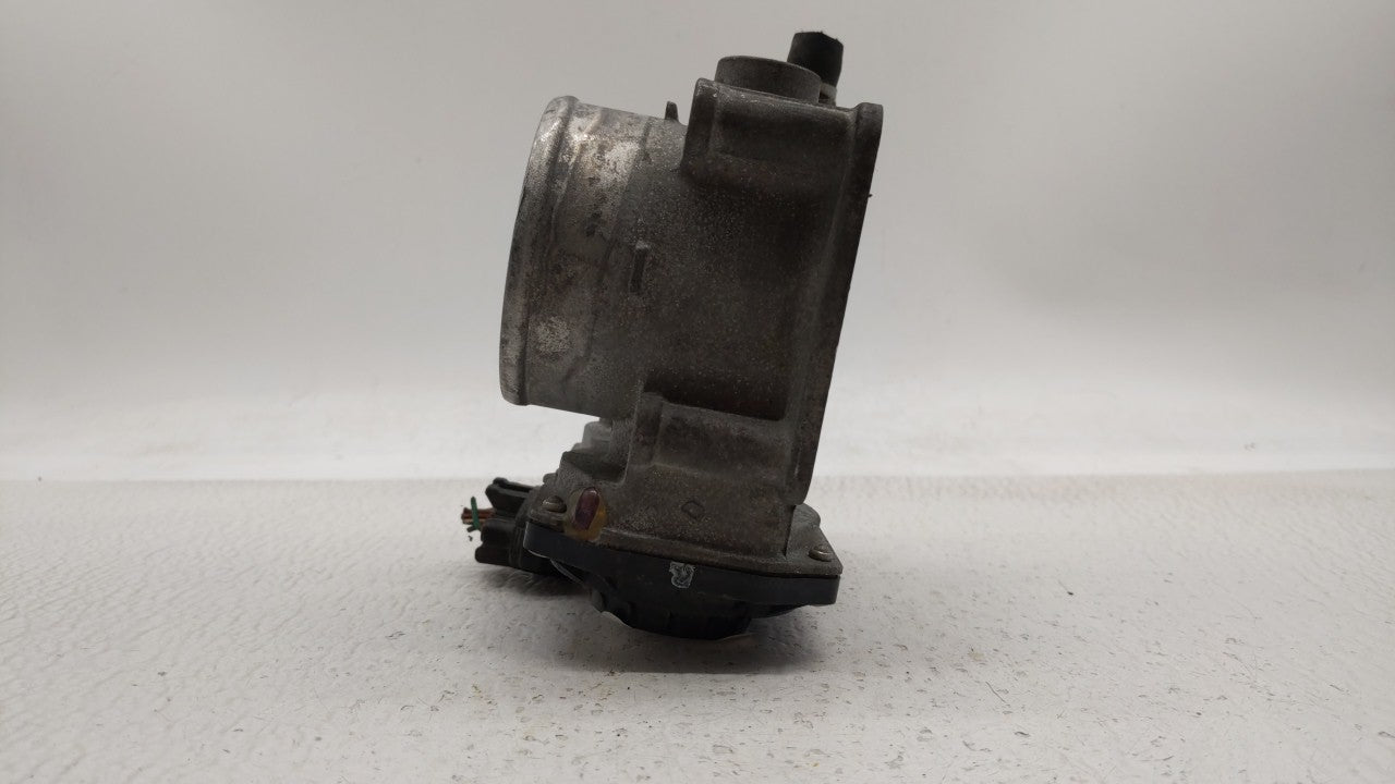 2013-2019 Nissan Sentra Throttle Body P/N:3RA60-01 C 3RA60-01 E, 3RA60-01 D Fits Fits 2013 2014 2015 2016 2017 2018 2019 OEM