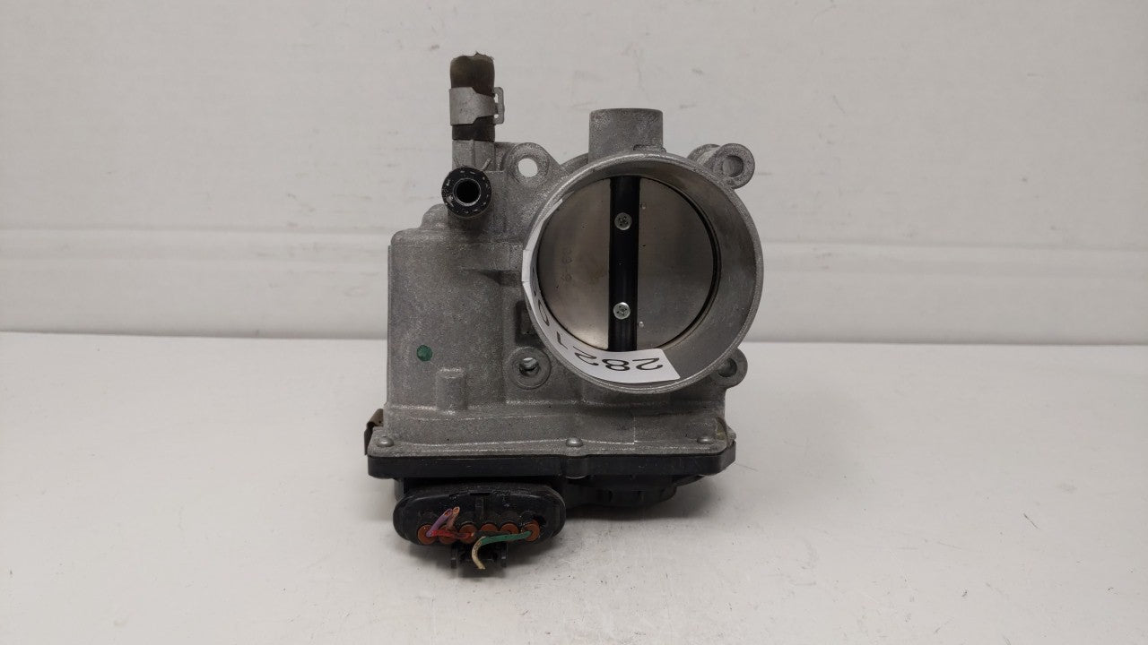2013-2019 Nissan Sentra Throttle Body P/N:3RA60-01 C 3RA60-01 E, 3RA60-01 D Fits Fits 2013 2014 2015 2016 2017 2018 2019 OEM