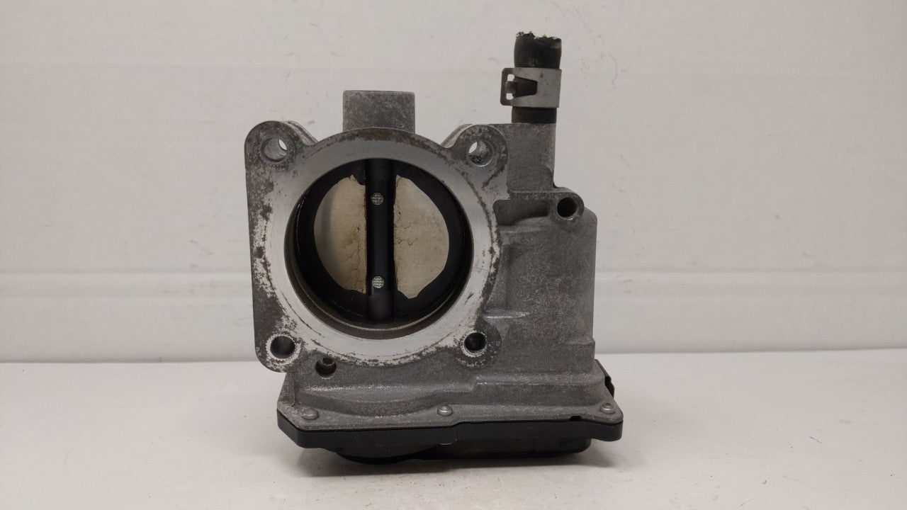 2013-2019 Nissan Sentra Throttle Body P/N:3RA60-01 C 3RA60-01 E, 3RA60-01 D Fits Fits 2013 2014 2015 2016 2017 2018 2019 OEM