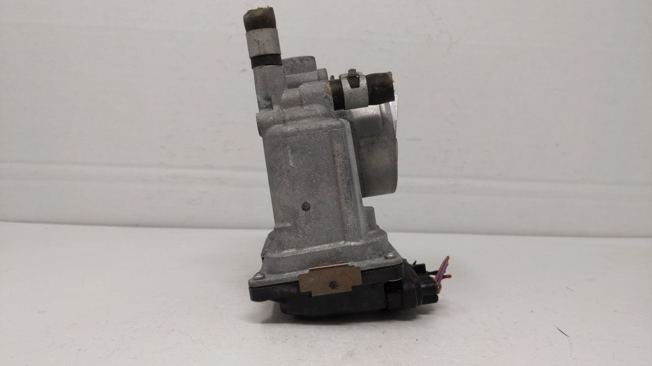 2013-2019 Nissan Sentra Throttle Body P/N:3RA60-01 C 3RA60-01 E, 3RA60-01 D Fits Fits 2013 2014 2015 2016 2017 2018 2019 OEM