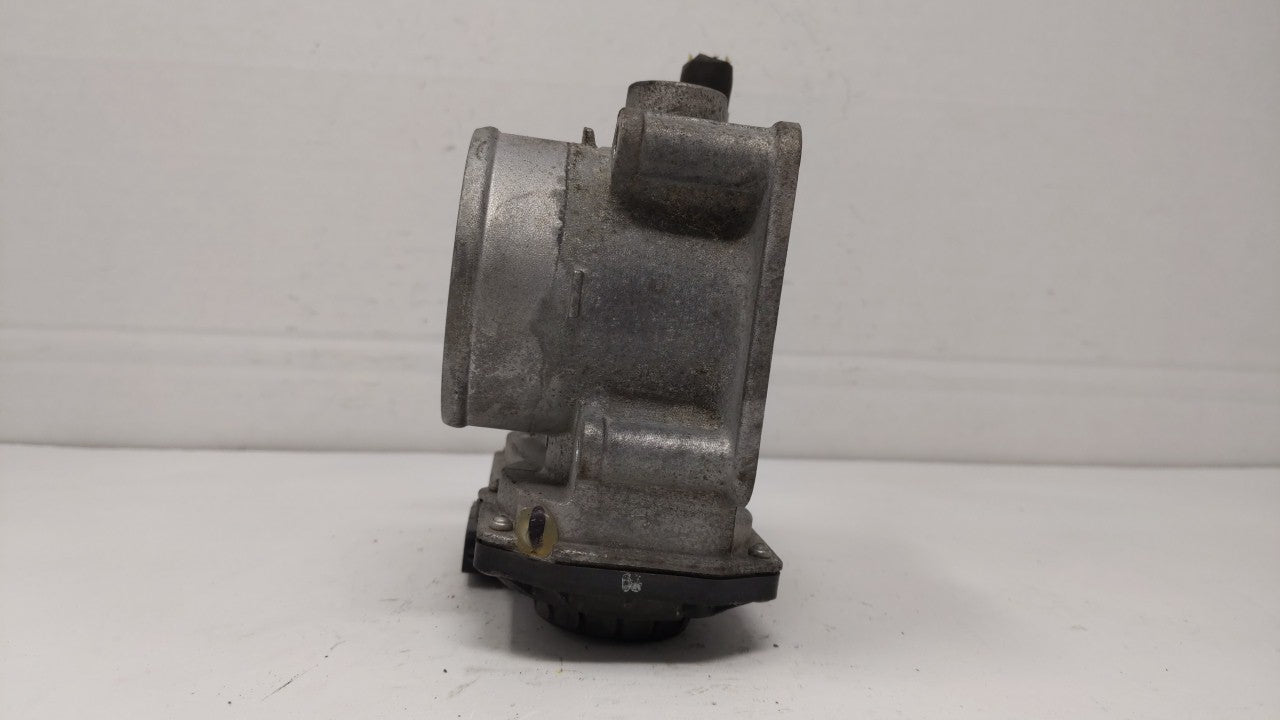 2013-2019 Nissan Sentra Throttle Body P/N:3RA60-01 C 3RA60-01 E, 3RA60-01 D Fits Fits 2013 2014 2015 2016 2017 2018 2019 OEM