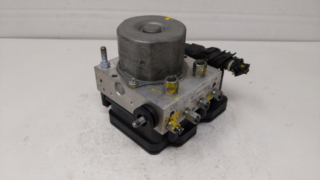 2016-2018 Nissan Sentra ABS Pump Control Module Replacement P/N:47660 5UD0C 47660 4FU0C Fits Fits 2016 2017 2018 OEM Used Au